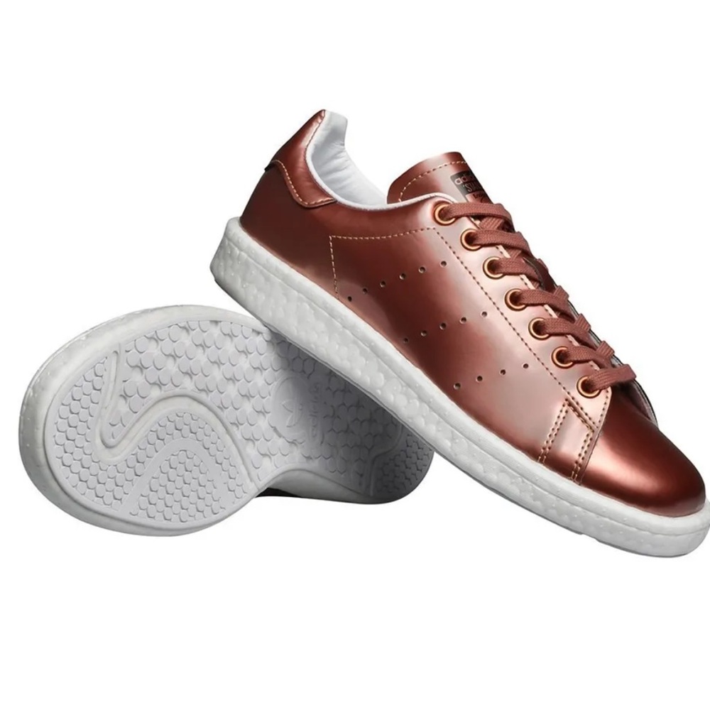 Stan Smith Boost metallic rose gold woman’s size 7
